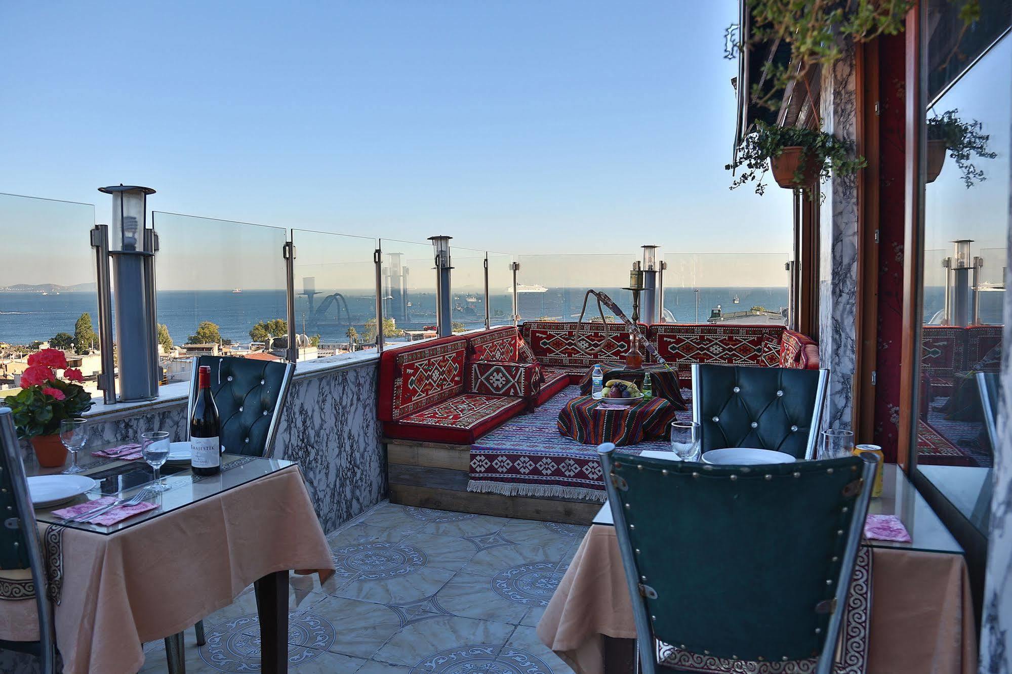 K Royal Hotel - Old City Istanbul Exterior photo